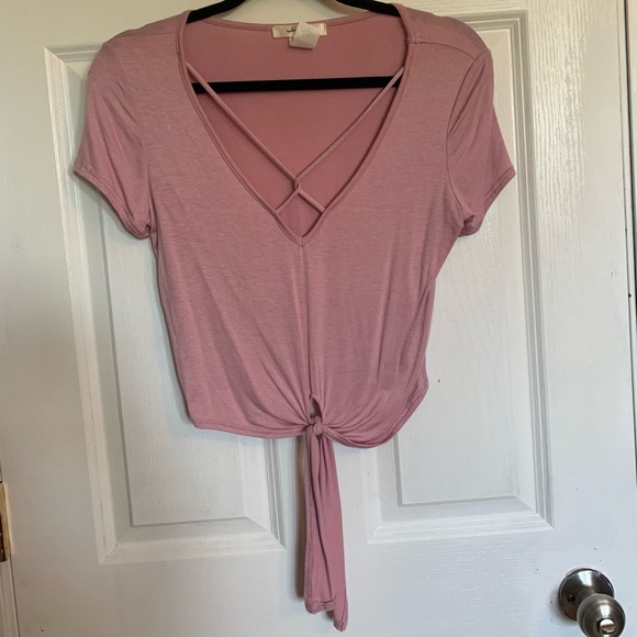 Pink V-Neck Crop Top with Tie Detail - Picture 2 of 4